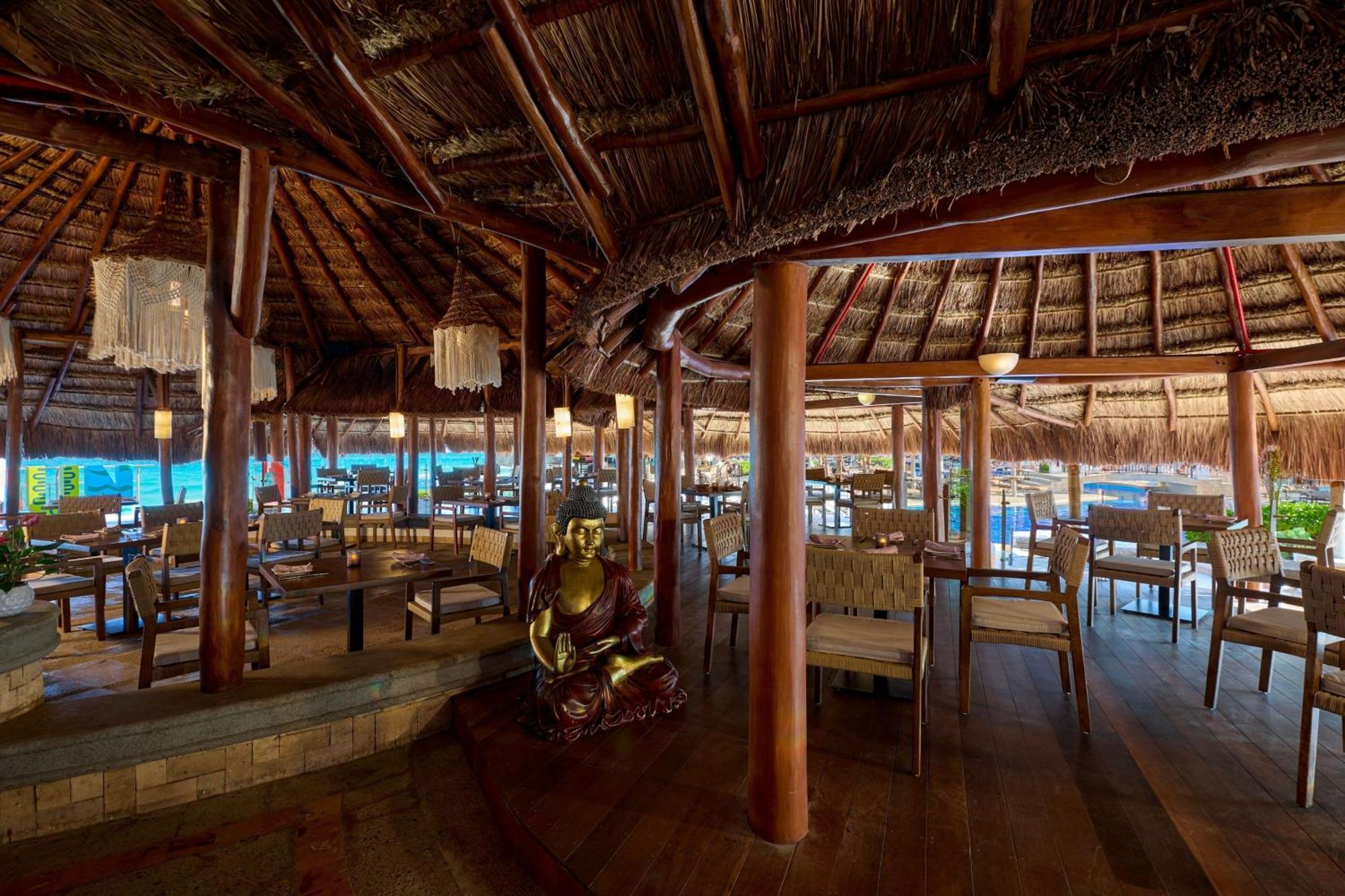 Jw Marriott Cancun Resort & Spa Exterior photo